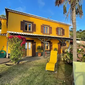 Casa Dos Falcoes De Construcao Tradicional Portugal