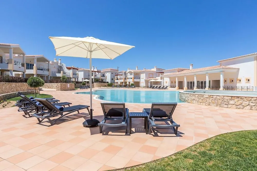 Nau Salema Beach Village