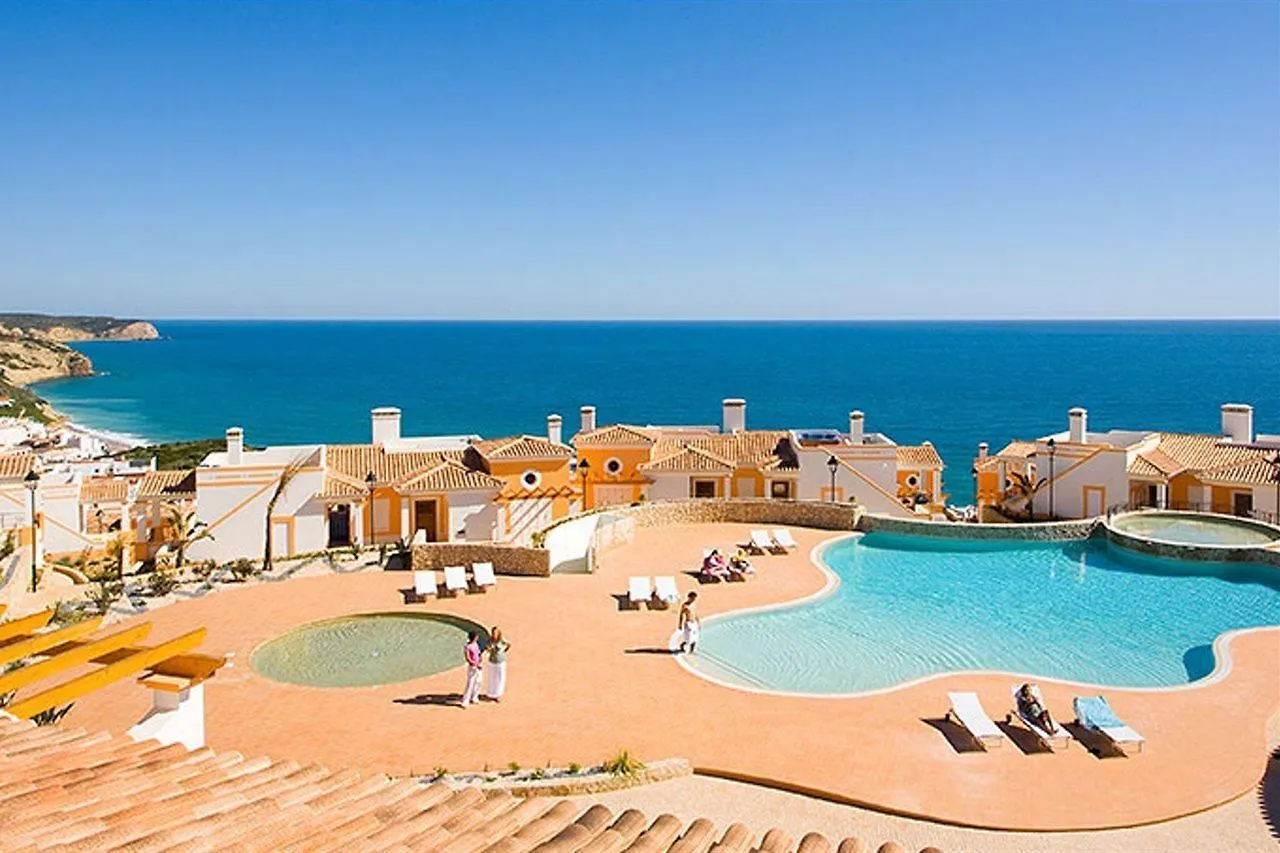 Holiday park Nau Salema Beach Village