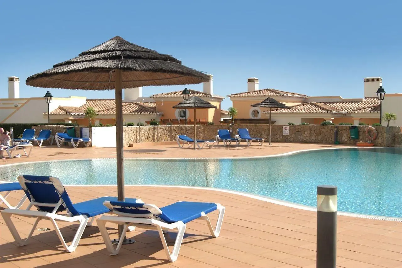 Nau Salema Beach Village 홀리데이파크
